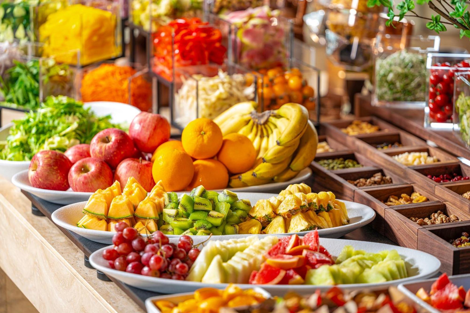 Candeo Hotels Osaka The Tower Bagian luar foto A fruit salad