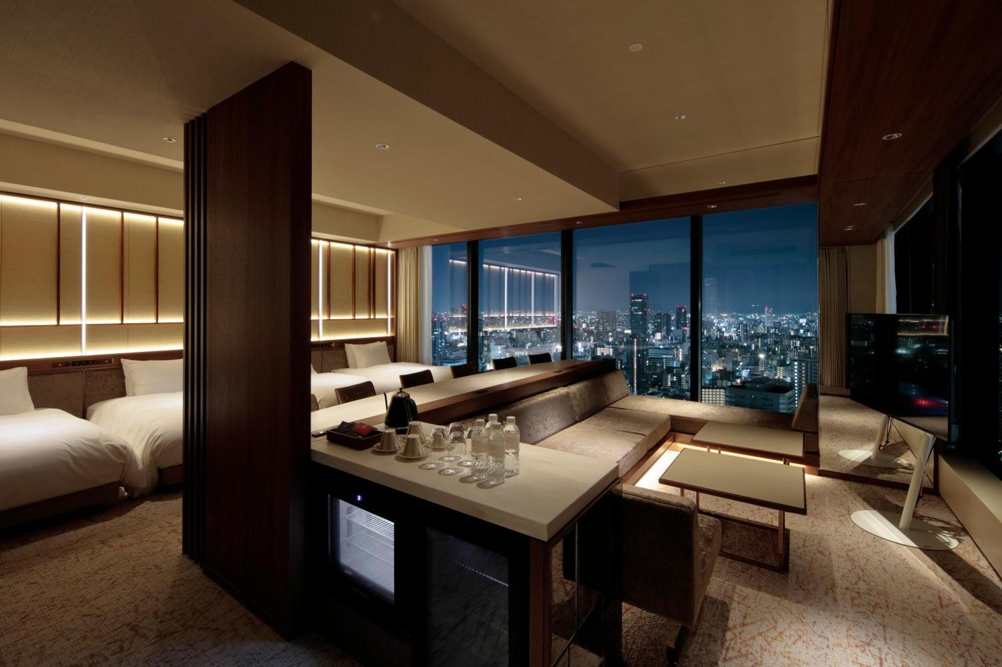 Candeo Hotels Osaka The Tower Bagian luar foto